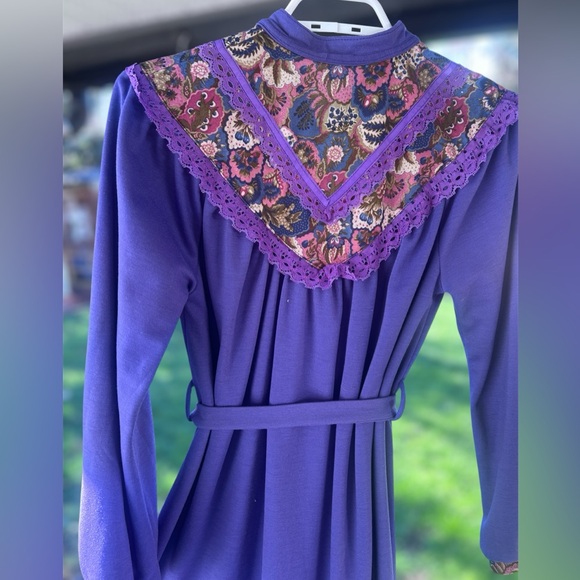 🌼 VINTAGE Prairie Style Handmade Purple Maxi Dress with Floral Collar 💜 - Picture 4 of 8